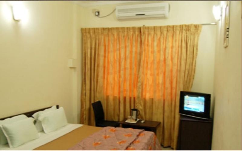 Hotel Royal Regency Bori  Rum bild