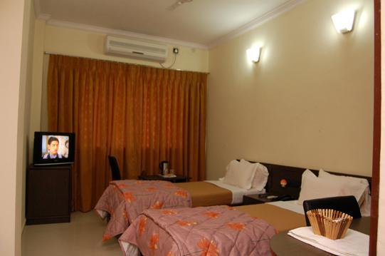 Hotel Royal Regency Bori  Rum bild